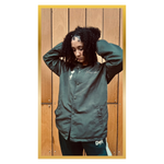 Breakin' Atoms on Model  thumbnail 2